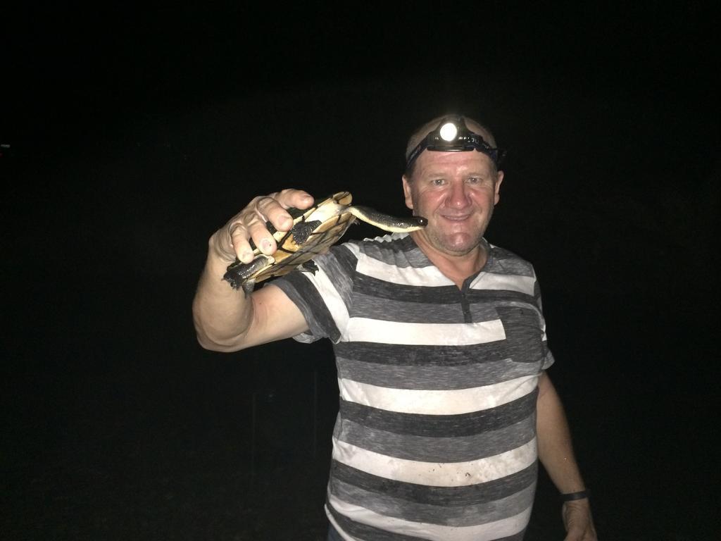 克拉克克拉克大篷车公园露营地 Corryong 外观 照片