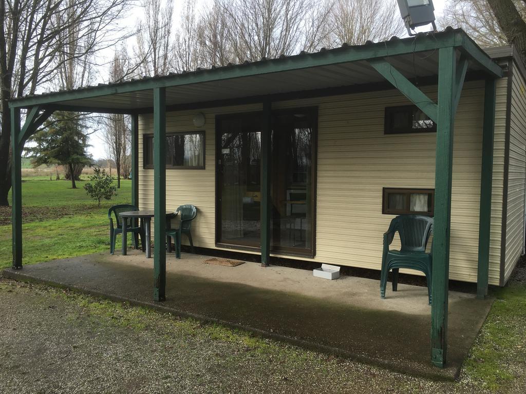 克拉克克拉克大篷车公园露营地 Corryong 外观 照片